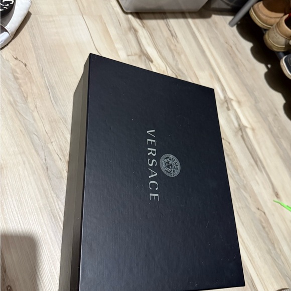 Versace Medusa Chain Heels - Picture 2 of 4